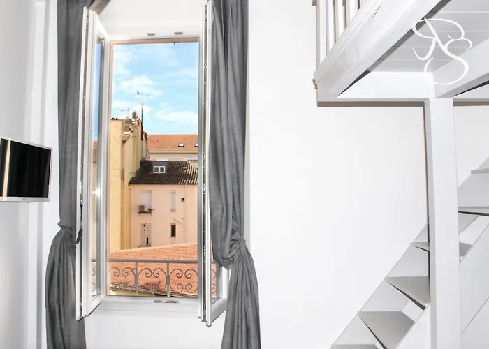 アパート Beautiful Center